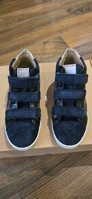 Holčičí kotníkové sneakersy Top Easy celokožené Pom d'Api - 8