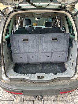 Ford Galaxy 2.0tdci 103kw, 7 míst, manuál - 8