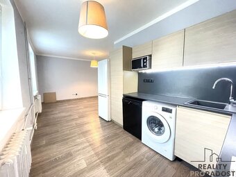 Pronájem bytu 2+kk v Olomouci, 1. patro, Olomouc, Tř. Míru - - 8