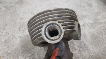 jawa 553 libenac Válce a hlavy - 8