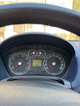 Ford Fiesta - 8