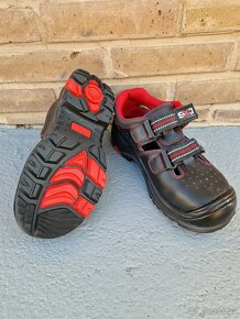 Nové pracovní boty (sandále) CXS Rock Mica S1P vel. 39/5 - 8