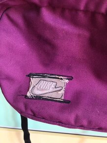 Batoh Nike fialový s květinami taška do školy - 8
