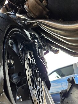 HONDA CBR 650R E-CLUTCH 2024 - 8