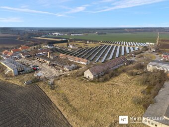 Prodej zemědělské stavby s vydaným stavebním povolením v Mor - 8