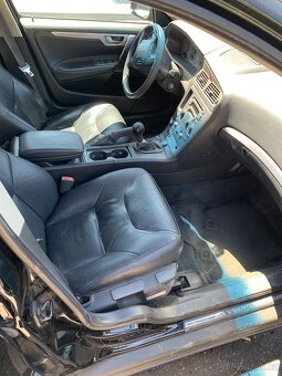 Volvo V70 D5 - 8