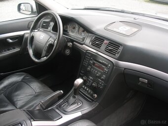 VOLVO S60,2.4 D5,120KW,AUTOMAT,VYHŘÍVANÁ SEDADLA-KŮŽE - 8