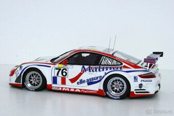 PORSCHE 911 / 997 GT3 RSR / AUTOart 1:18 - 8