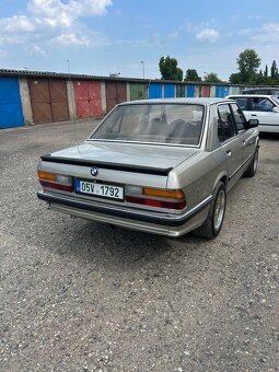 Bmw E28 525E - 8