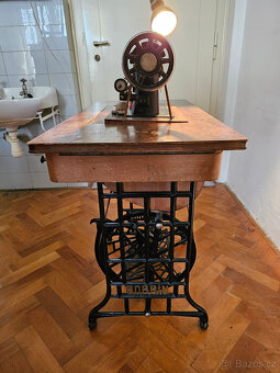 Šicí stroj Bobin - 8