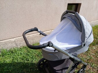 Kombinovaný kočár Baby Design Husky s příslušenstvím - 8