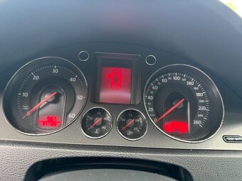 VW Passat B6 2,0TDi 103kW, BKD, DSG - 8
