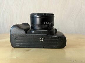 Kinofilmová zrcadlovka Canon EOS 700 + Canon EF 50mm f1.8 - 8