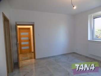 Prodej rodinného domu o dispozici 3+1 po kompletní vnitřní r - 8