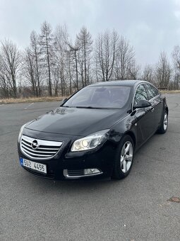 Insignia 2.8 V6 - 8