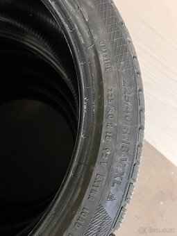 225/40 R18 XL 92V Continental TS 850 - ZIMNÍ - 8mm DOT 019 - 8