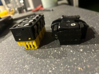 BMW e36 jednotky a tlačítka - 8