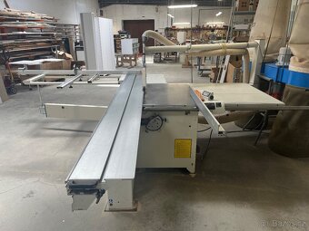 Formátovací pila SCM - 8
