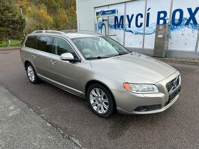 Volvo V70 D5 151kw AWD 4x4 2009 naj.227Tkm Full SUMMUM - 8