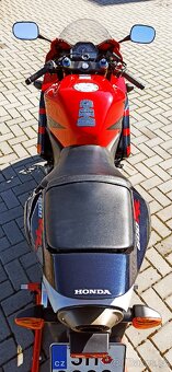 Honda CBR 600 RR - 8
