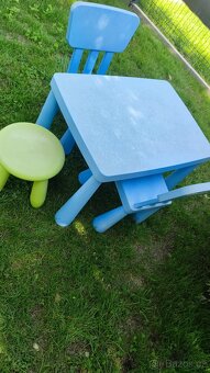 Dětský stůl + 3 židle Mamut Ikea - 8