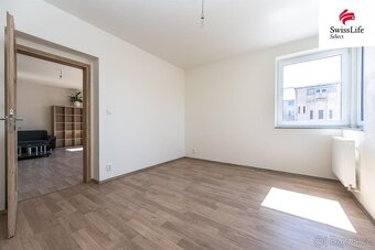 Prodej bytu 3+kk 81 m2, Břežany II - 8