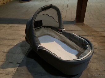Kočárek Hartan - 8