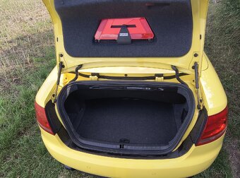 Audi A4 Cabrio 3,2TFSI - 8