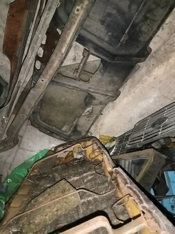 Mnoho dílů na Ford Cortina MK3 labuť Capri Taunus Escort - 8