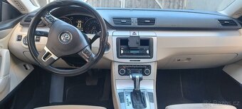 VW Passat CC - 8