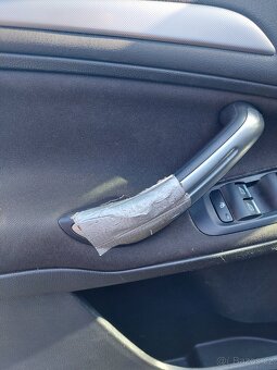 Prodám Ford Galaxy r.v. 2012, technická do 02/2027 - 8