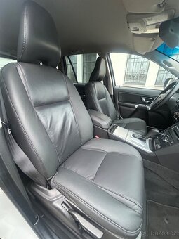VOLVO XC90 2.4D5 147KW 4x4 -7MÍST-AUT-KŮŽE-TAŽNÉ-DPH-156Tkm - 8