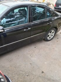 Mercedes W211. 220CDI - 8