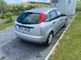 Ford Focus - 8