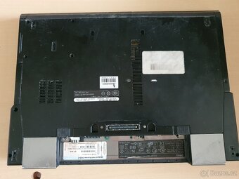 Dell M4400 na díly. - 8