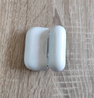 APPLE AirPods 3. GENERACE S MagSafe POUZDREM - 8