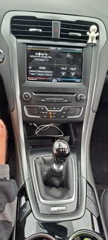 Ford Mondeo Kombi mk5 1.5 Ecoboost - 8
