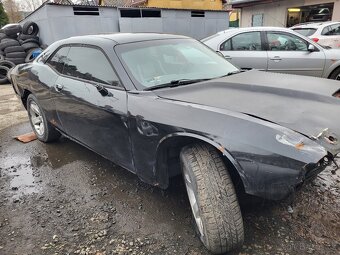 Náhradní díly Dodge Challenger 5.7 hemi 2014 - 8