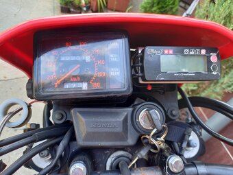 hONDA xl 500 R - 8