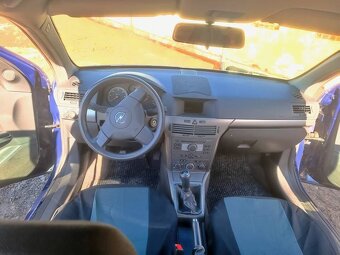 Opel Astra H - 8