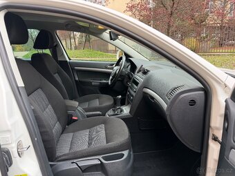 Škoda Octavia 1,6 TDI 77kW 4x4 Kombi koupeno ČR po rozvodech - 8