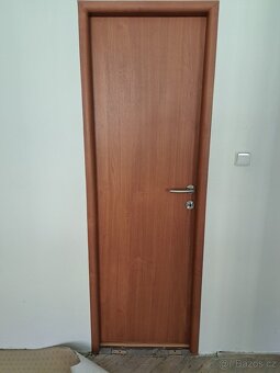 Interiérové mezipokojové dveře 80 a 60 levé i pravé - 8