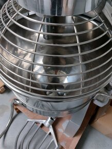 Kuchyňský robot 10 L cukrářský profi hnětač šlehač - 8