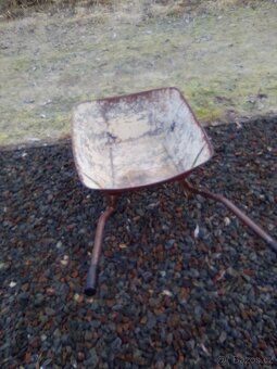 brýle  dioptrické, zvětšovací, nářadí na zahradu, kolečko - 8