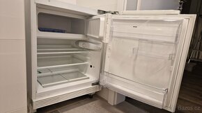 Vestavná chladnička/lednička s mrazákem OSOBNÍ ODBĚR BRNO - 8