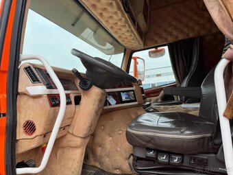 Volvo FM 460 6x2 valník s hydraulickou rukou - 8