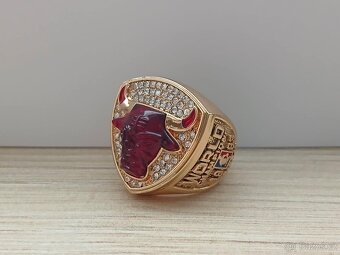 Basketbalové NBA prsteny - 8