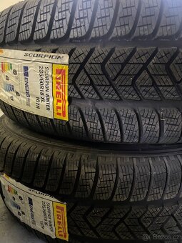 Original nové Lexus NX r18 + Pirelli 235/60/18 100% - 8