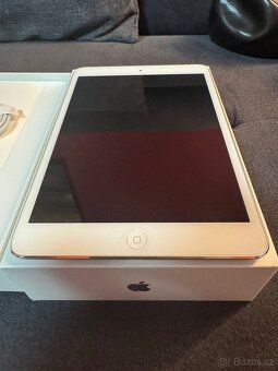 Apple iPad mini 2 model A1489 - 8