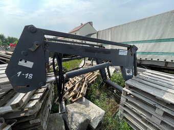 John DEERE 4755 - 8